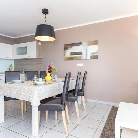 Casa Filip & Katja By Interhome