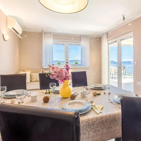 Holiday home Casa Filip & Katja By Interhome Plomin